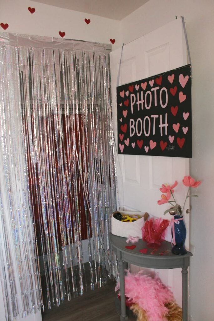 Create-a-Home-Photo-Booth-With-a-Difference.