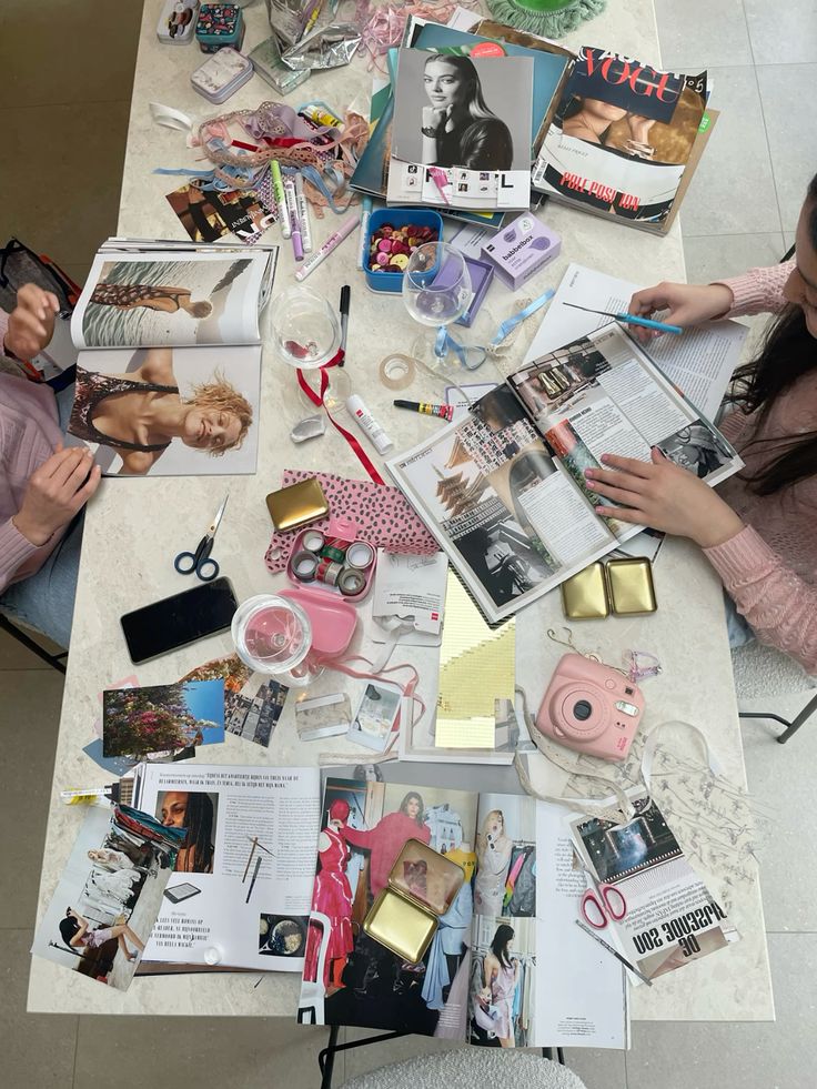 Create-a-Mini-Magazine-Together.