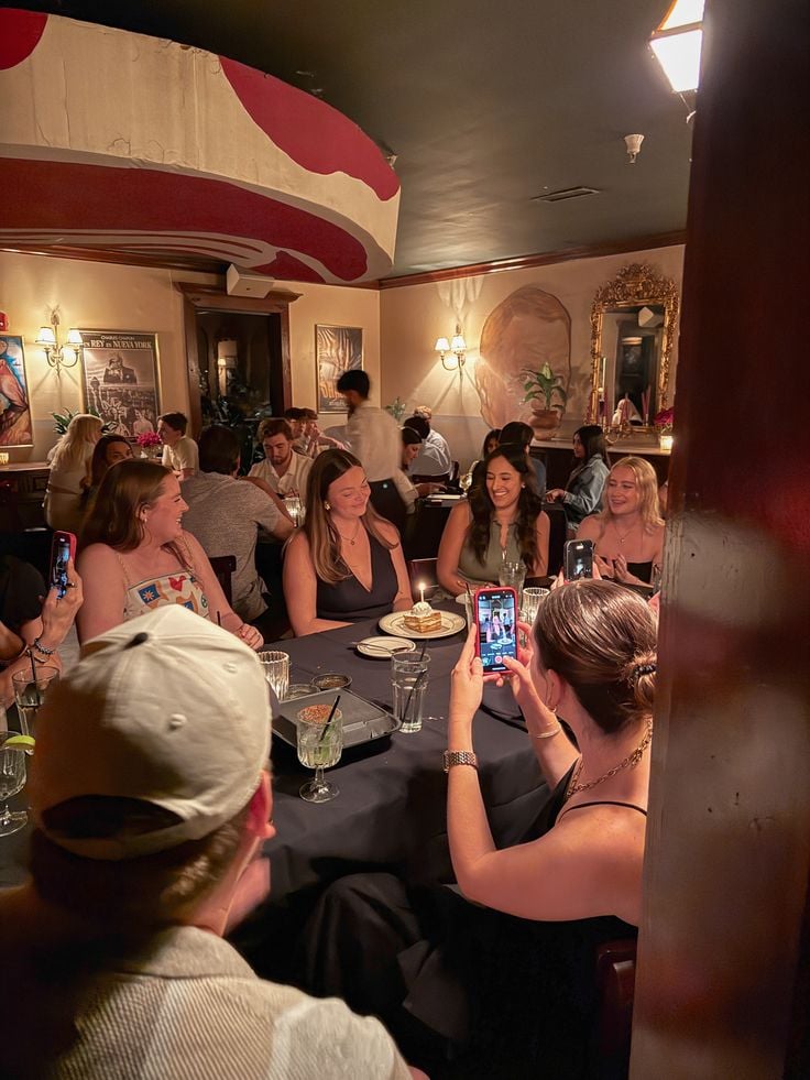 Fancy-Restaurant-Birthday