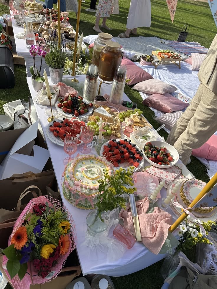 Garden-Picnic-Birthday.