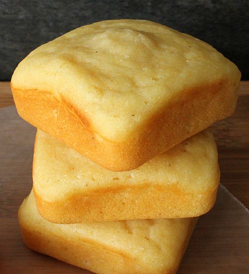 Mini-Cornbread-Squares