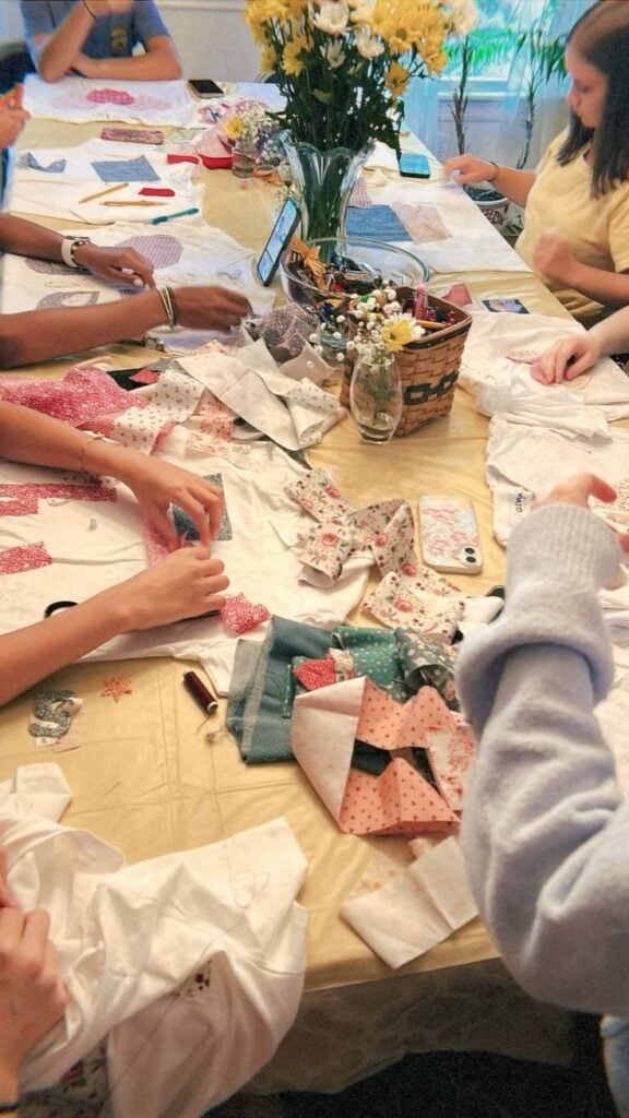 Mini-Sewing-or-Fabric-Personalisation-Party.