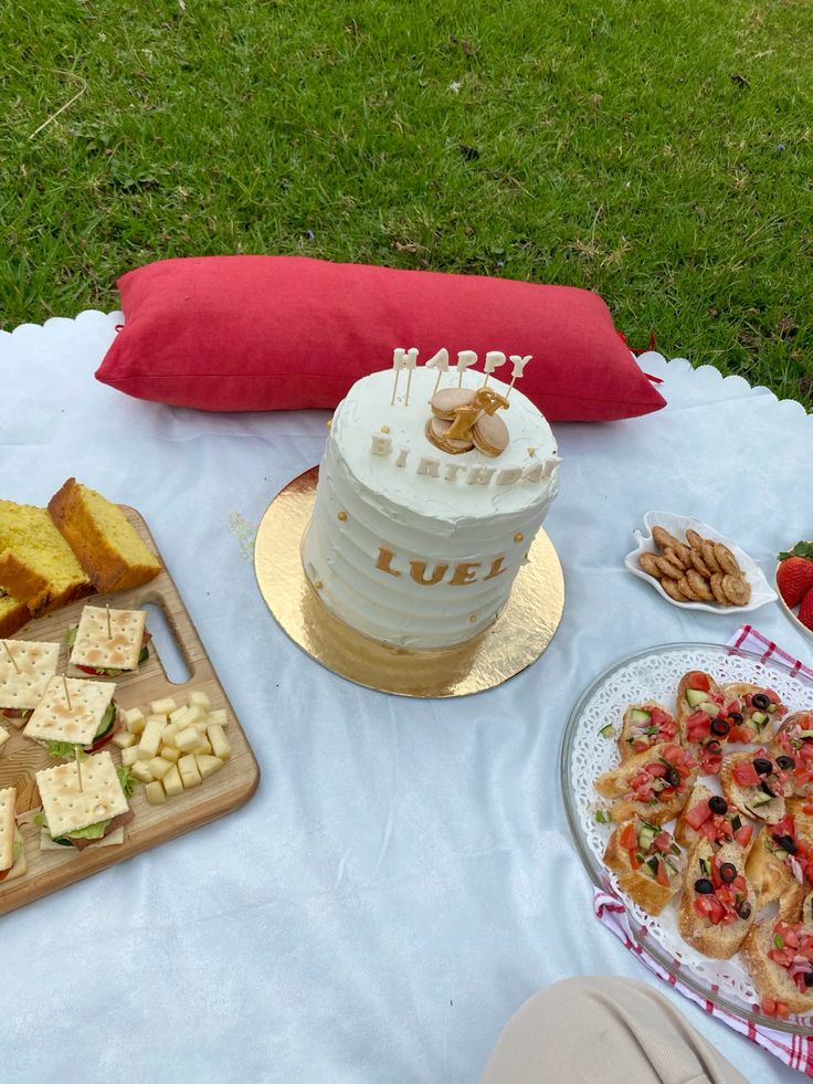 Park-Birthday-Picnic