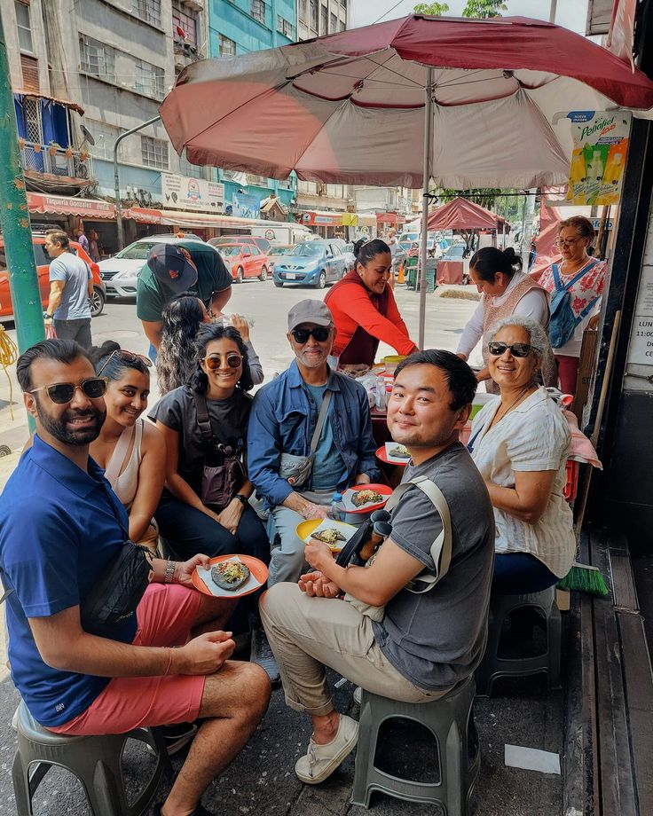 Street-Food-Tour-Abroad