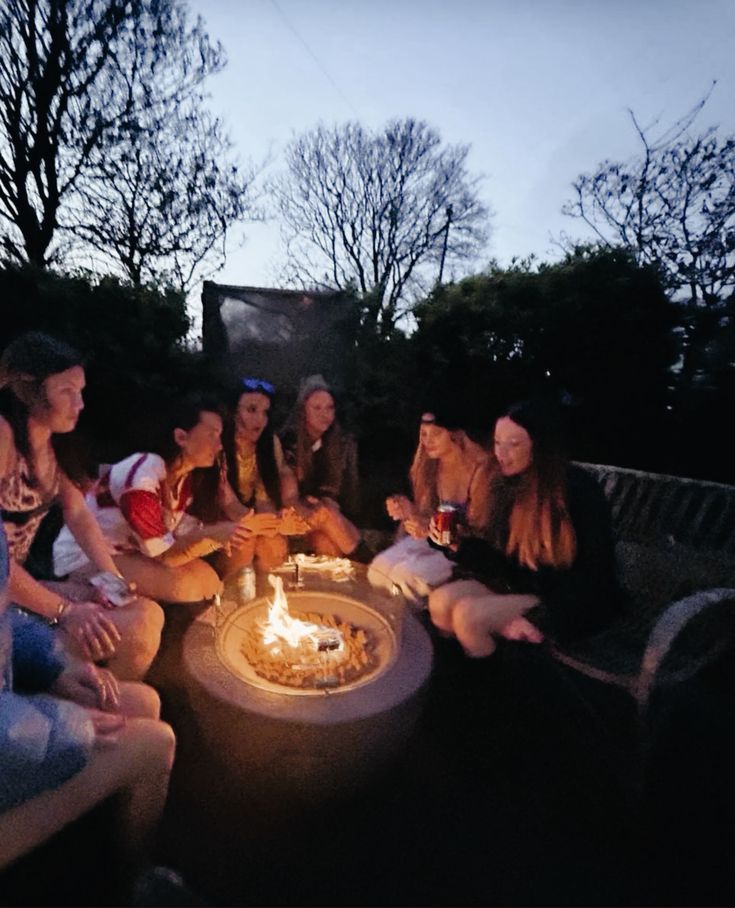 Take-the-Birthday-Party-Outdoors-for-a-Fire-Pit-Evening-Classy-Birthday-Party-Ideas-for-Adults