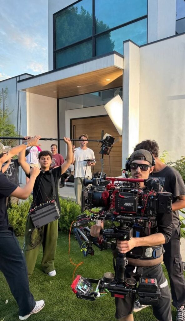 The-House-Wide-Photo-Mission