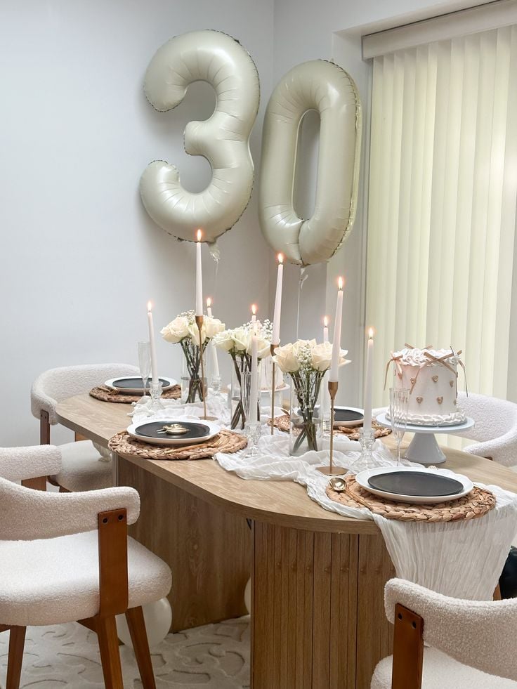 Throw-a-Glamorous-Birthday-Dinner-at-Home