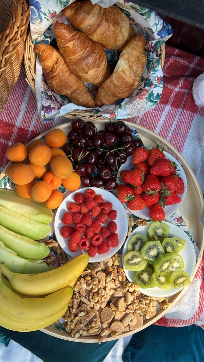 Birthday-Brunch-Picnic