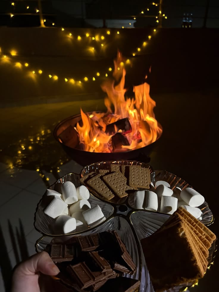 Bonfire-and-Smores-Night.