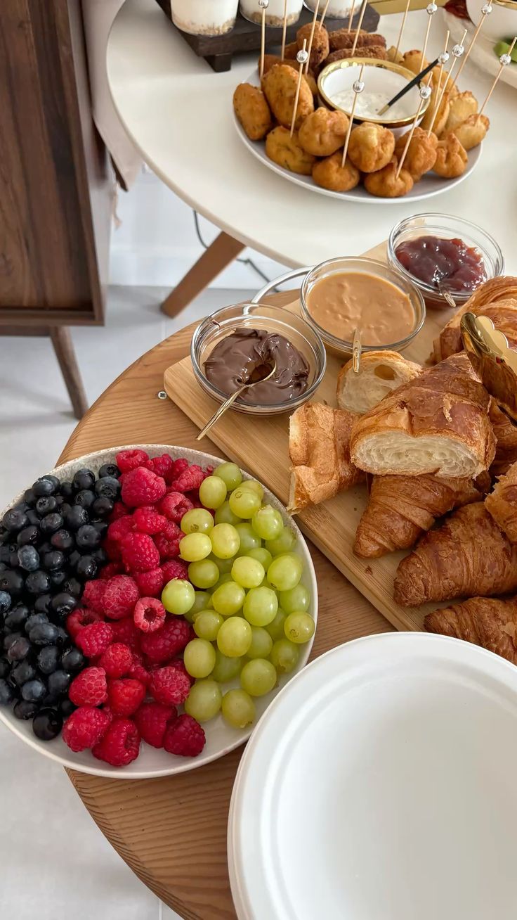 Breakfast-Brunch-Board-Party