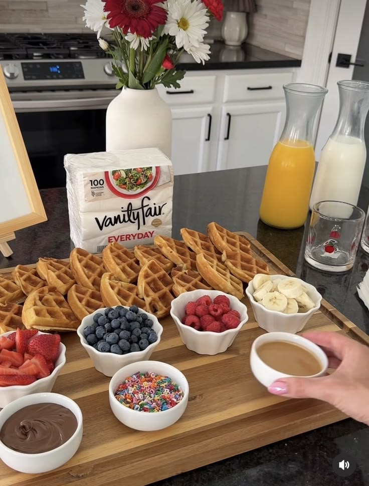 
Breakfast-Waffle-Bar.