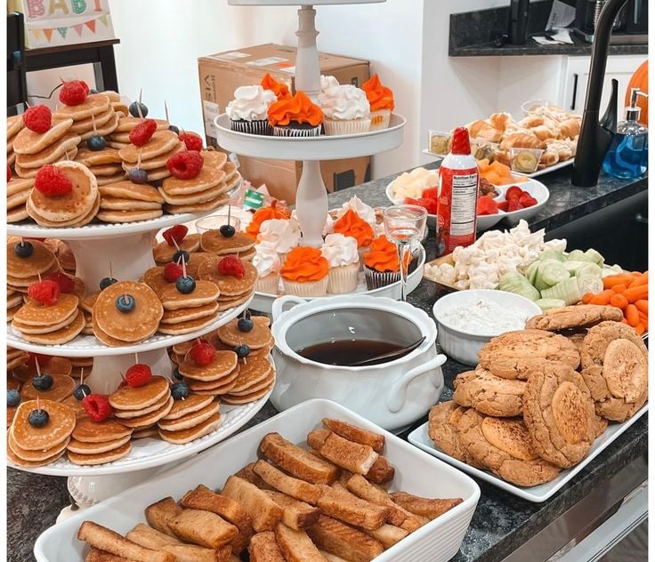 Breakfast-for-Dinner-Party