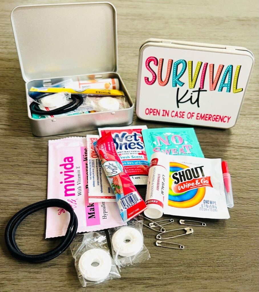 Build-a-Survival-Kit-for-a-Fictional-Situation.