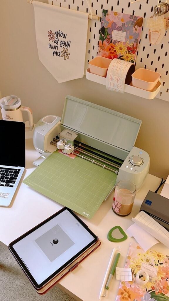 Cricut-projects-for-teen-girls