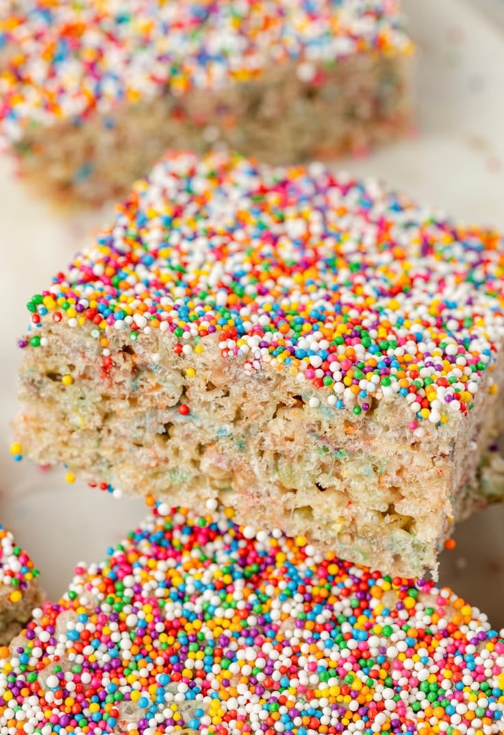 Crispy-Rice-Treats-Easy-Birthday-Party-Snacks-for-Adults