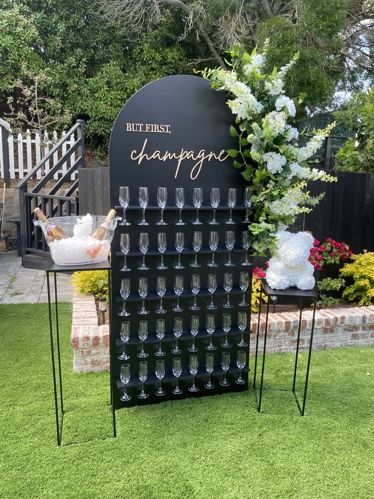 DIY-Champagne-Wall.
