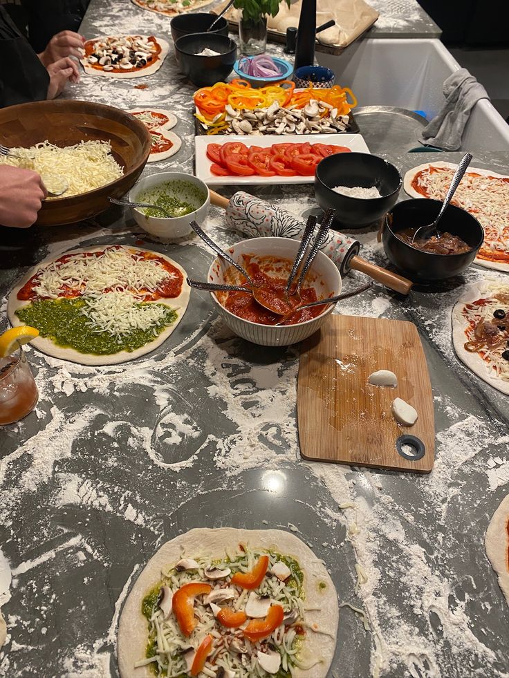 DIY-Pizza-Night.