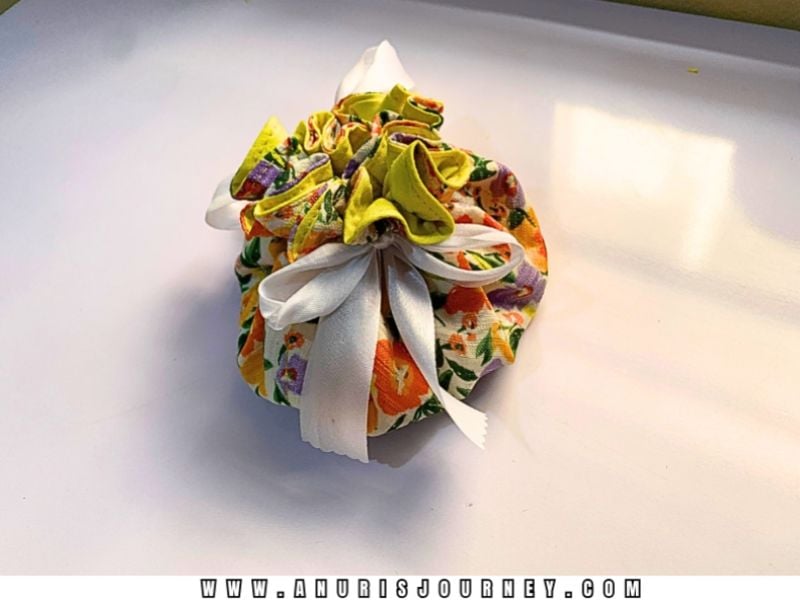 Drawstring-Jewelry-Pouches-Handmade-Sewing-Projects-People-Actually-Buy
