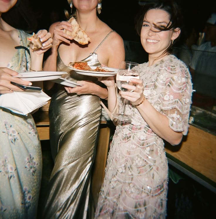 Fancy-People-Cheap-Food.