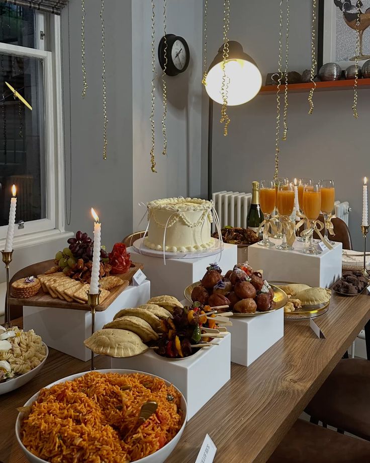 Favorite-Foods-Last-Minute-Birthday-Party-Ideas-For-Adults