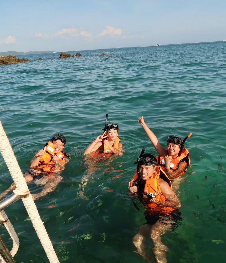 Go-Snorkeling-Fun-Birthday-Experiences-to-Try-Instead-of-a-Party