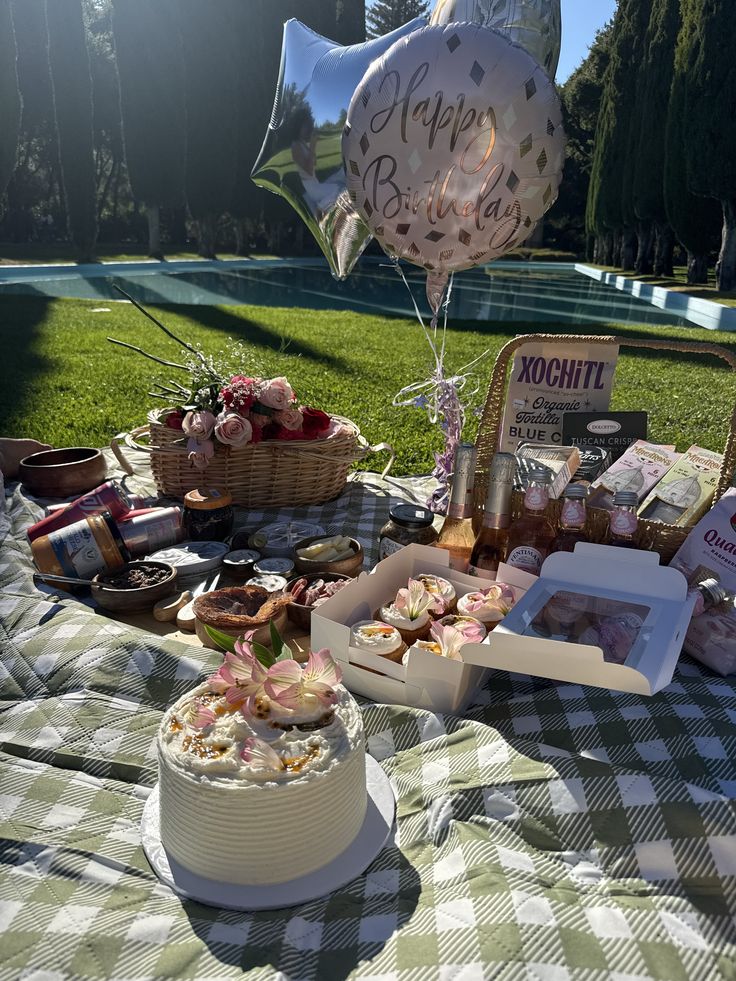 Have-a-Picnic-in-the-Park.