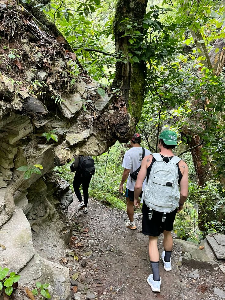 Hiking-Adventure