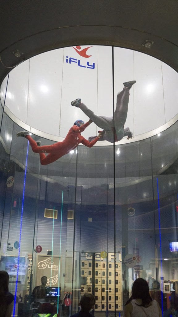 Indoor-Skydiving