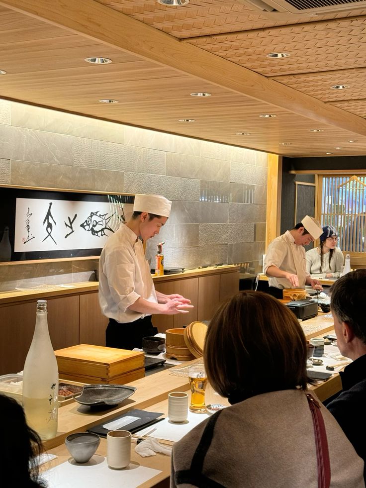 Let-a-Sushi-Chef-Decide-the-Menu-With-Omakase