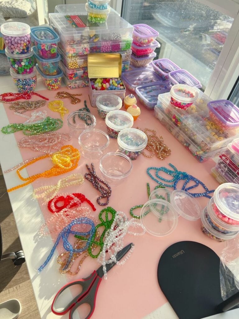 Make-Beaded-Phone-Charms-or-Keychains