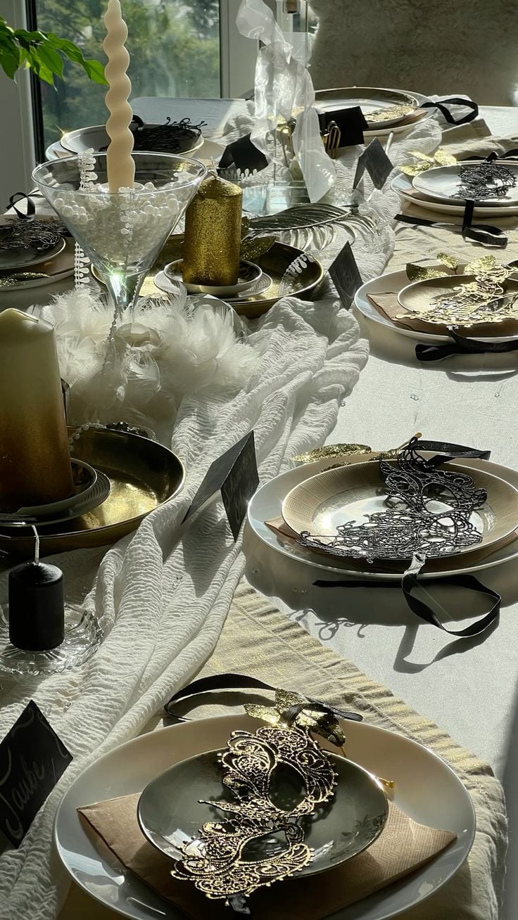 Masquerade-Dinner-Party