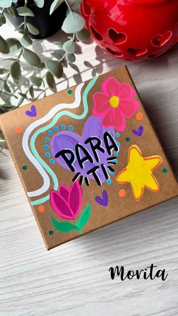 Matching-Gift-Boxes-With-Paper-Decorations.
