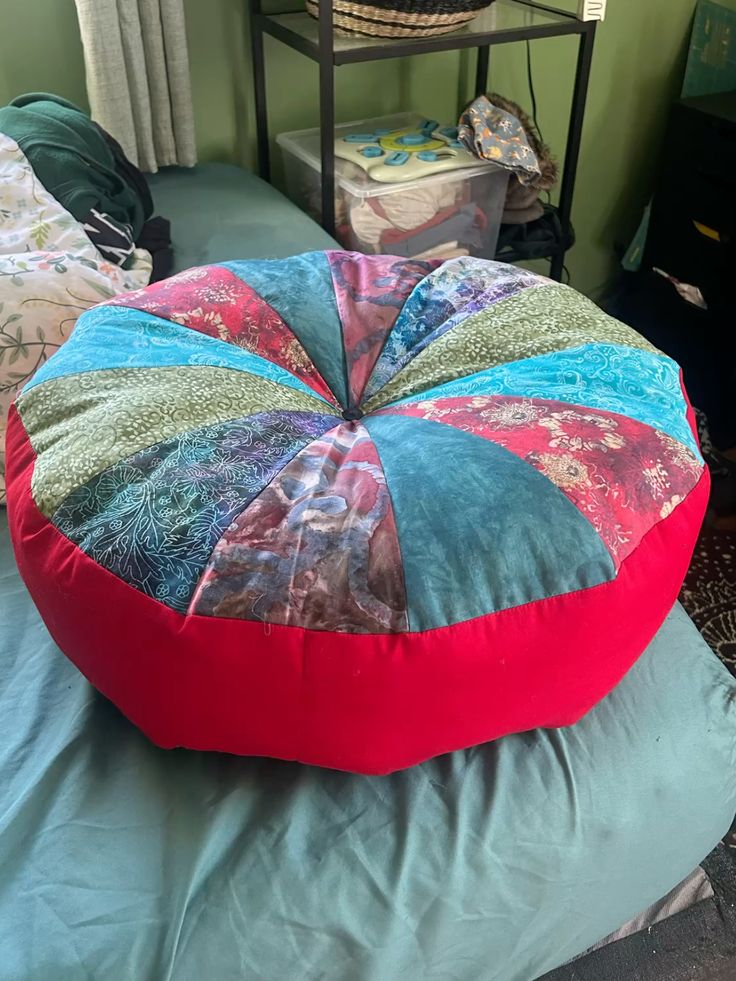 Meditation-Cushions-Sewing-Projects-That-Sell-Well-on-Etsy.