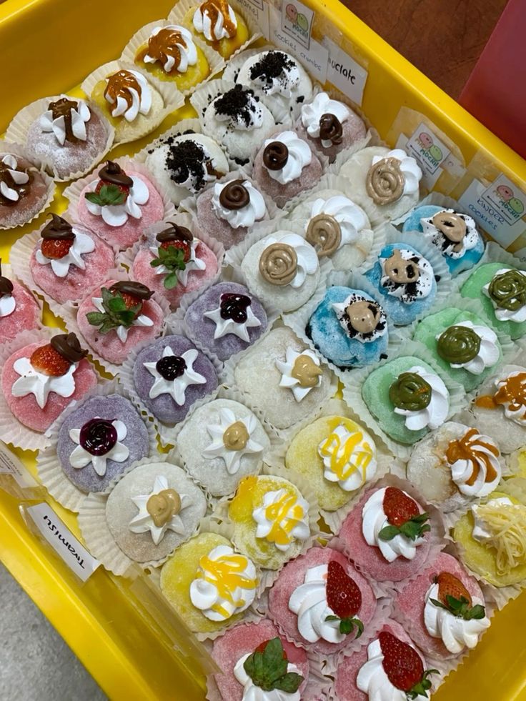 Mini-Mochi-Easy-Birthday-Party-Snacks-for-Adults