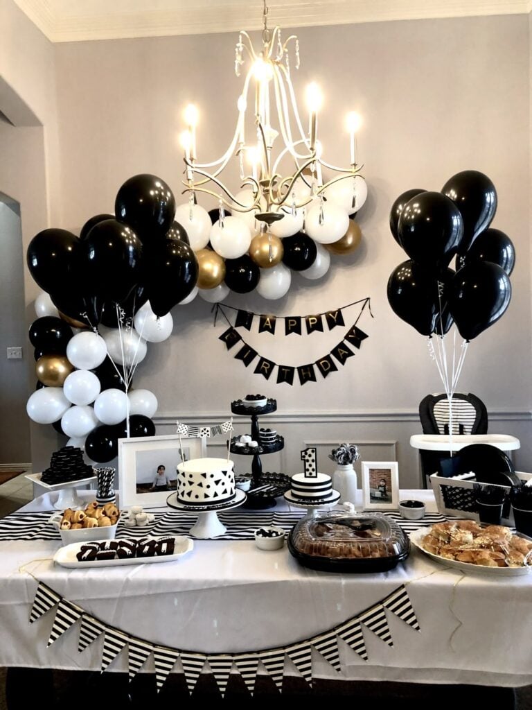 Monochrome-Birthday-Table