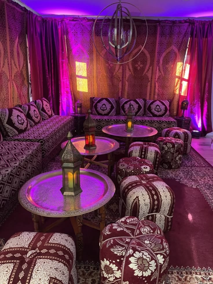 Moroccan-Inspired-Lantern-Dinner.