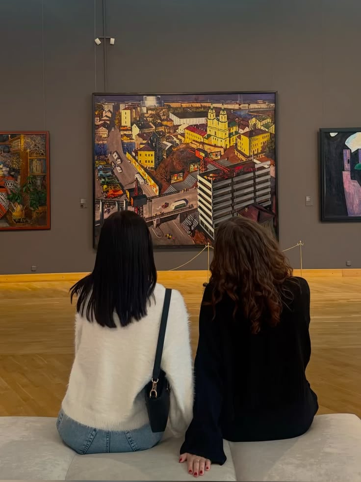 Museum-or-Art-Gallery-Visit