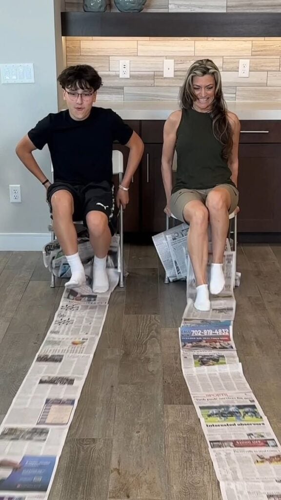 Newspaper-Island-teen-game