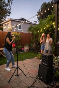 Outdoor-Karaoke-Party