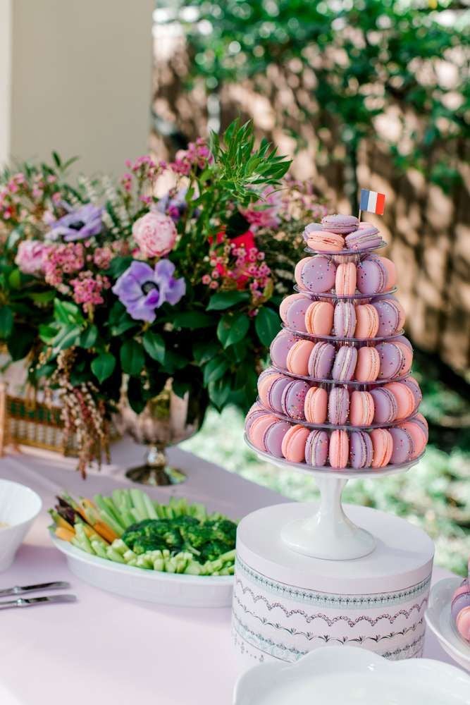 Parisian-Themed-DIY-Adult-Birthday-Party-Ideas