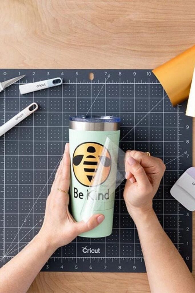Permanent-Adhesive-Vinyl.