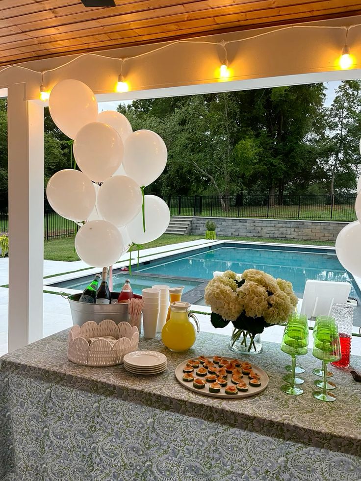 Poolside-Birthday-Party