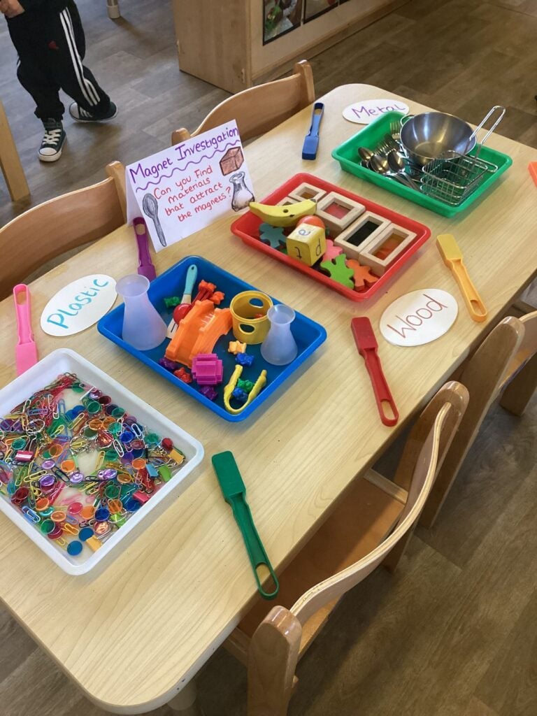 Put-an-everyday-object-in-front-of-the-group