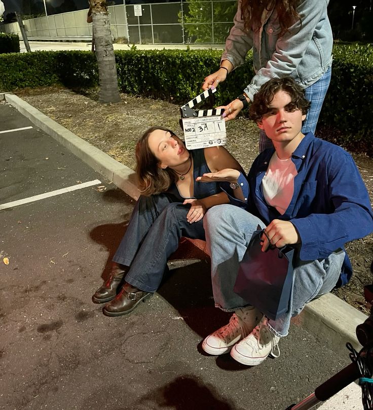Recreate-a-Scene-From-a-Favourite-Film