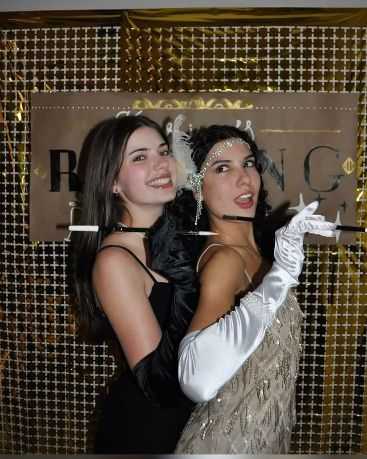 Roaring-Twenties-Cocktail-Party-Elegant-Birthday-Party-Themes-for-Adults