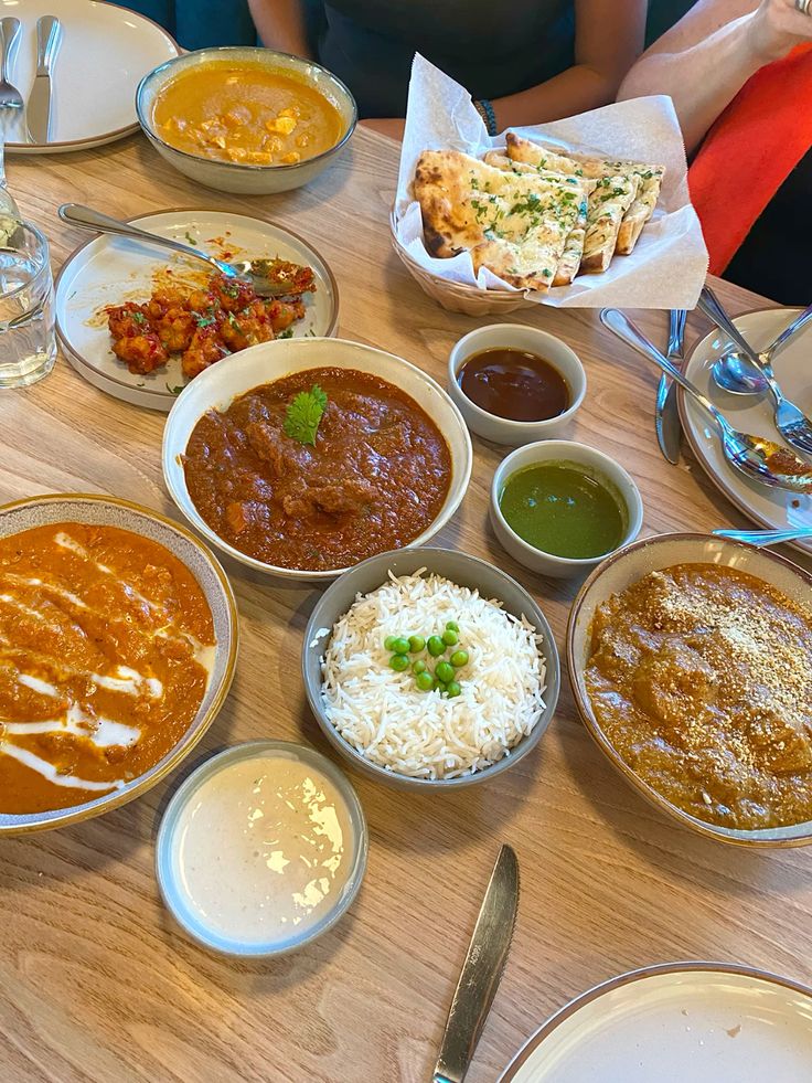 Serve-an-Indian-Curry-Feast