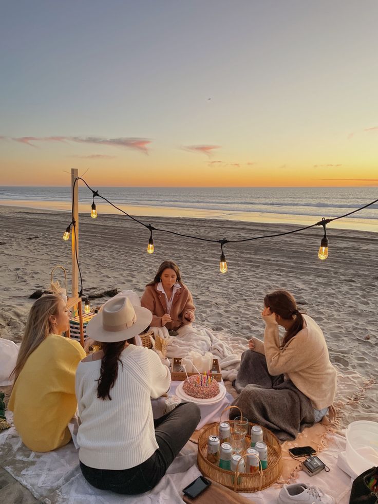 Sunset-Birthday-Picnic