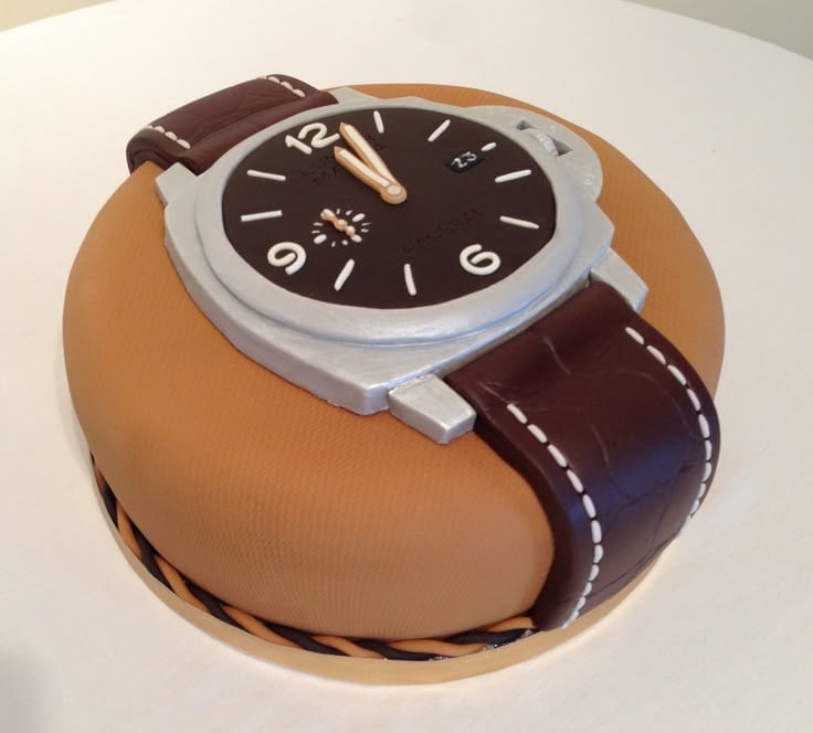Tell-Time-With-a-Wristwatch-Cake