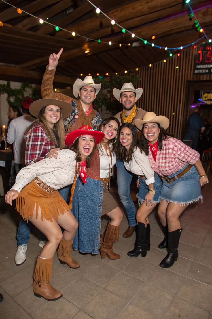 Themed-Costume-Party