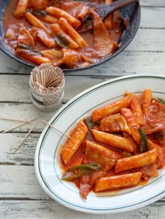 Tteokbokki-Korean-Rice-Cakes-in-Spicy-Sauce.
